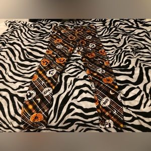 Halloween Plaid and pumpkins leggings